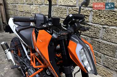 Мотоцикл Без обтекателей (Naked bike) KTM 390 Duke 2019 в 
