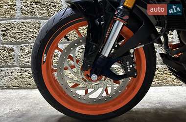 Мотоцикл Без обтекателей (Naked bike) KTM 390 Duke 2019 в 