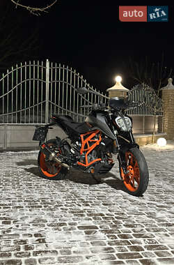 Мотоцикл Без обтікачів (Naked bike) KTM 390 Duke 2021 в Чернівцях