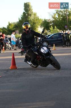 Вантажні моторолери, мотоцикли, скутери, мопеди KTM 390 Duke 2023 в 