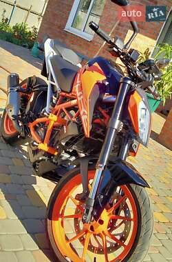 Мотоцикл Без обтекателей (Naked bike) KTM 390 Duke 2020 в 