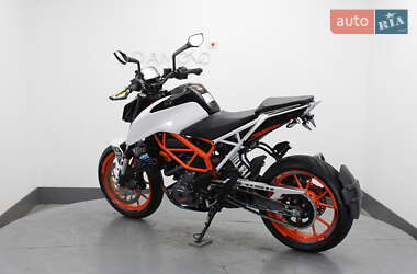 Мотоцикл Без обтекателей (Naked bike) KTM 390 Duke 2020 в 