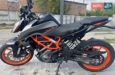 Мотоцикл Без обтекателей (Naked bike) KTM 390 Duke 2021 в Киеве