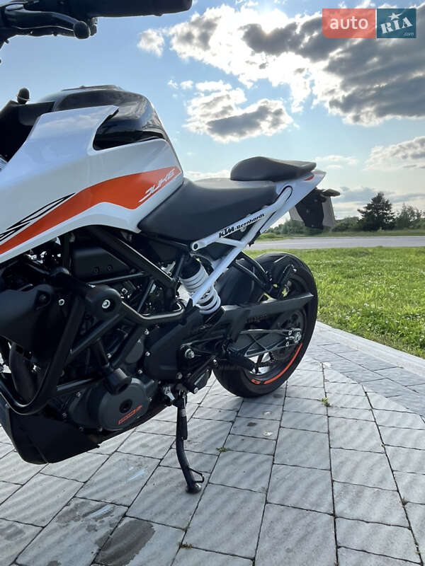 Мотоцикл Без обтікачів (Naked bike) KTM 390 Duke 2021 в Львові