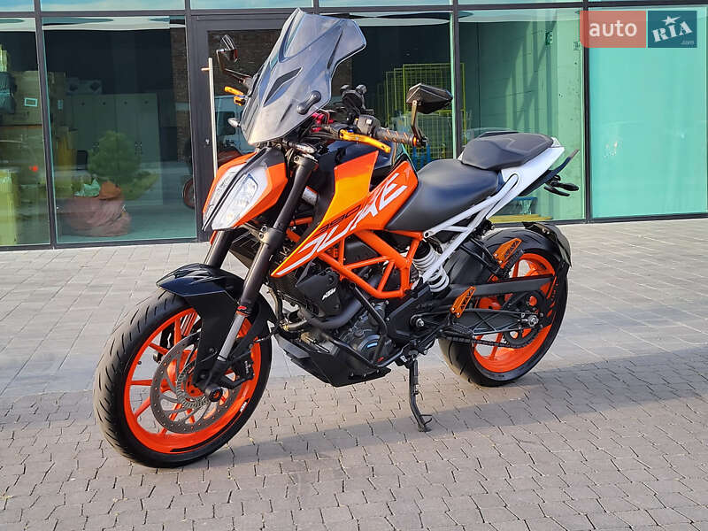 Мотоцикл Без обтекателей (Naked bike) KTM 390 Duke 2018 в 