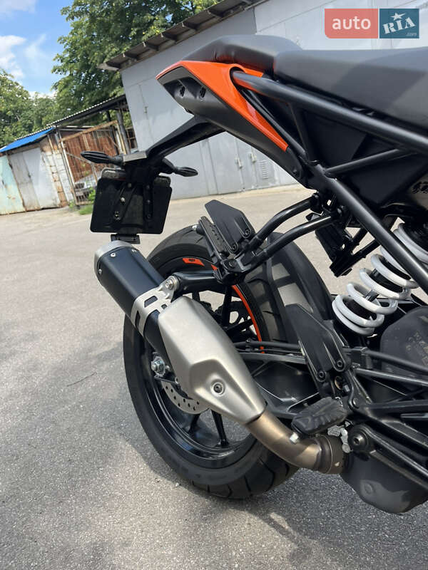 Мотоцикл Без обтікачів (Naked bike) KTM 390 Duke 2024 в Києві