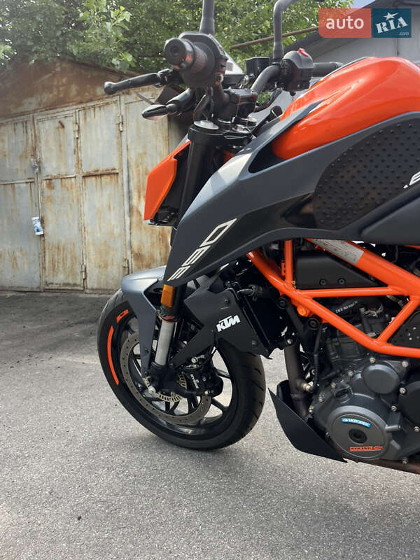 Мотоцикл Без обтікачів (Naked bike) KTM 390 Duke 2024 в Києві