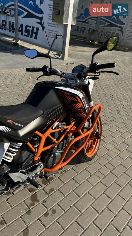Мотоцикл Без обтекателей (Naked bike) KTM 390 Duke 2015 в Жмеринке фото 5 Мотоцикл Без обтекателей (Naked bike) KTM 390 Duke 2015 в Жмеринке