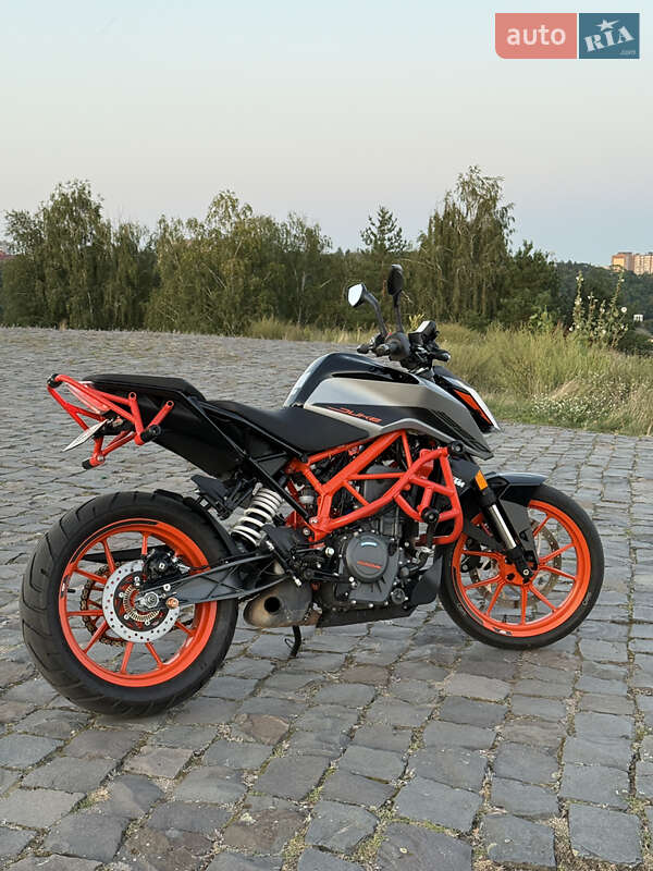 Мотоцикл Без обтекателей (Naked bike) KTM 390 Duke 2021 в Житомире