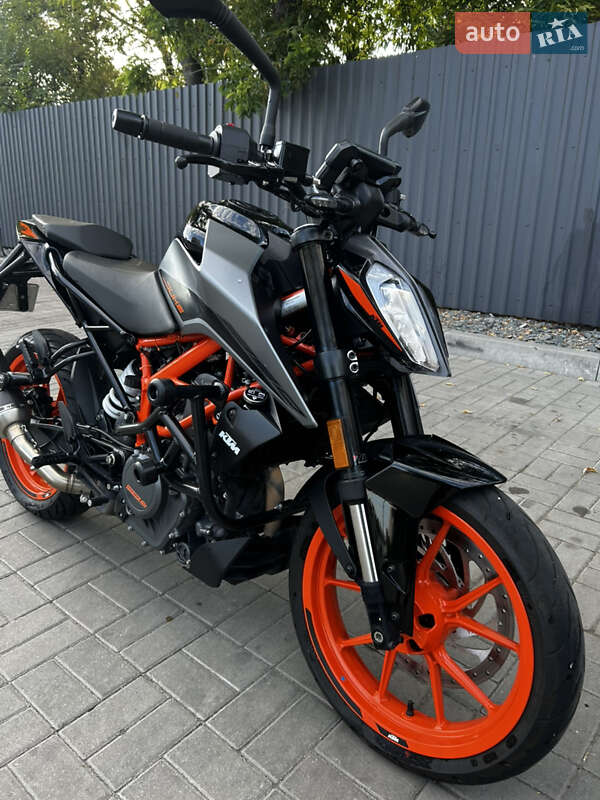 Мотоцикл Без обтекателей (Naked bike) KTM 390 Duke 2021 в Днепре