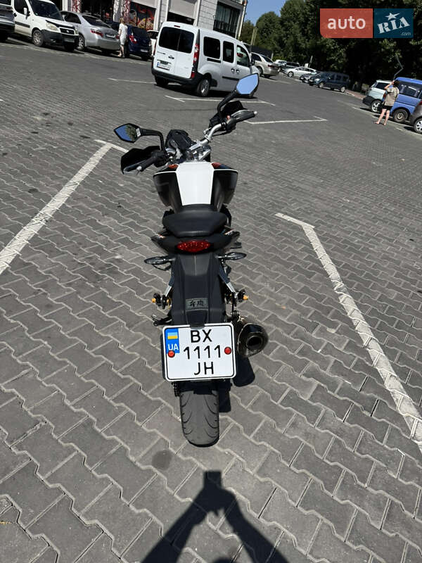 Мотоцикл Без обтекателей (Naked bike) KTM 390 Duke 2015 в Хмельницком