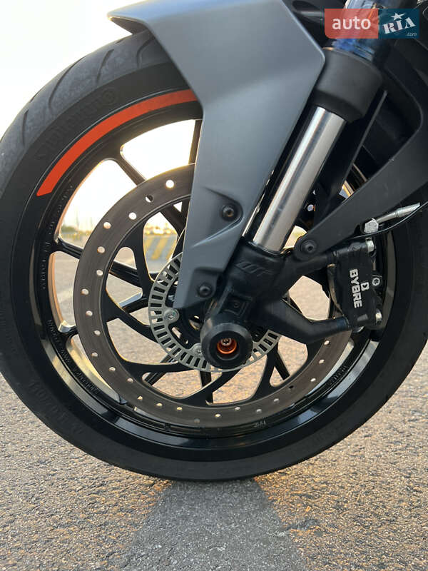 Мотоцикл Без обтекателей (Naked bike) KTM 390 Duke 2023 в Львове фото 8 Мотоцикл Без обтекателей (Naked bike) KTM 390 Duke 2023 в Львове