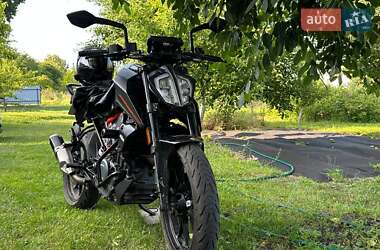 Мотоцикл Без обтекателей (Naked bike) KTM 390 Duke 2023 в  Мотоцикл Без обтекателей (Naked bike) KTM 390 Duke 2023 в
