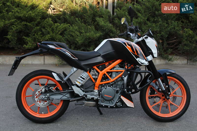 Мотоцикл Без обтекателей (Naked bike) KTM 390 Duke 2015 в Харькове
