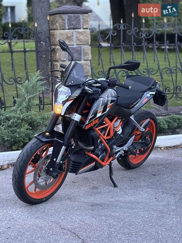 Мотоцикл Супермото (Motard) KTM 390 Duke 2015 в Олевске