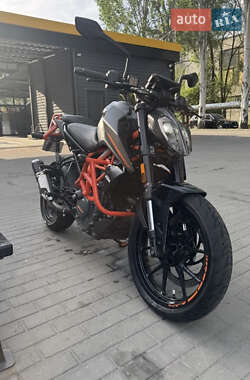 Мотоцикл Без обтекателей (Naked bike) KTM 390 Duke 2023 в Днепре