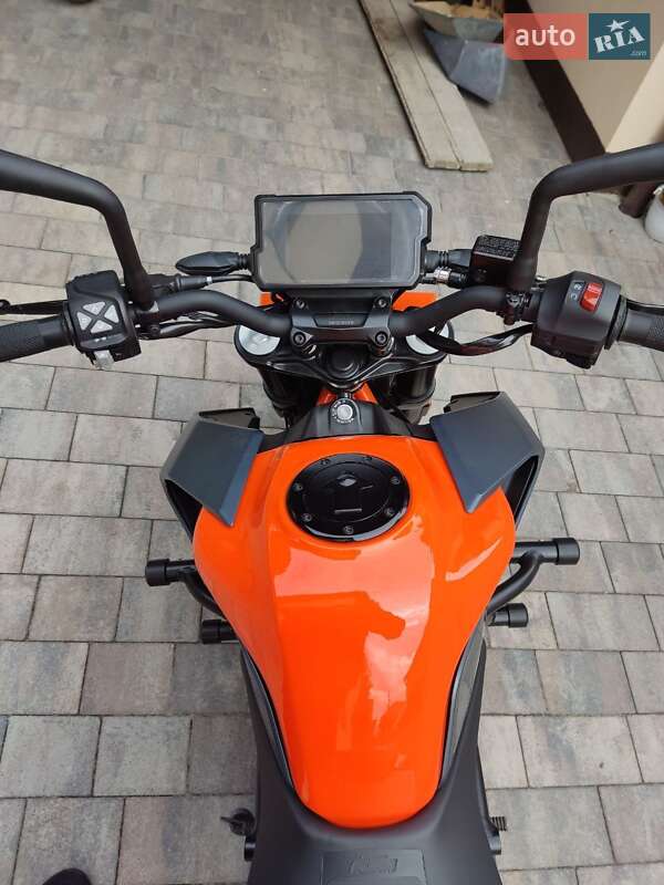 Мотоцикл Без обтекателей (Naked bike) KTM 390 Duke 2023 в Львове фото 7 Мотоцикл Без обтекателей (Naked bike) KTM 390 Duke 2023 в Львове