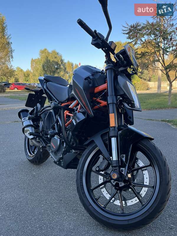 Мотоцикл Без обтікачів (Naked bike) KTM 390 Duke 2023 в Києві фото 4 Мотоцикл Без обтікачів (Naked bike) KTM 390 Duke 2023 в Києві