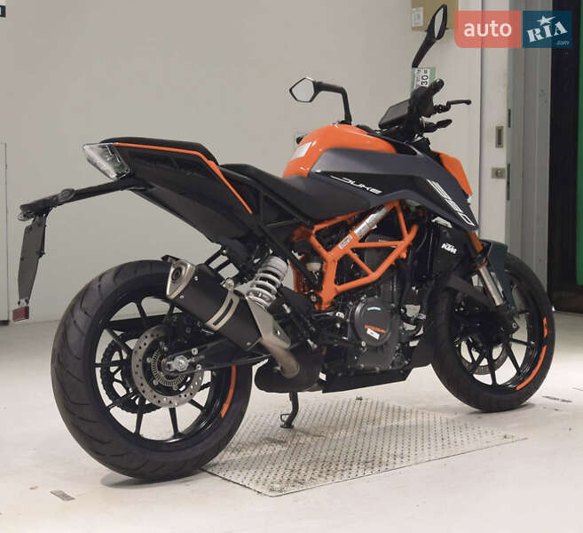 Мотоцикл Без обтекателей (Naked bike) KTM 390 Duke 2023 в Сновске