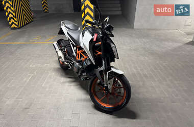 Мотоцикл Без обтікачів (Naked bike) KTM 390 Duke 2020 в  фото 11 Мотоцикл Без обтікачів (Naked bike) KTM 390 Duke 2020 в