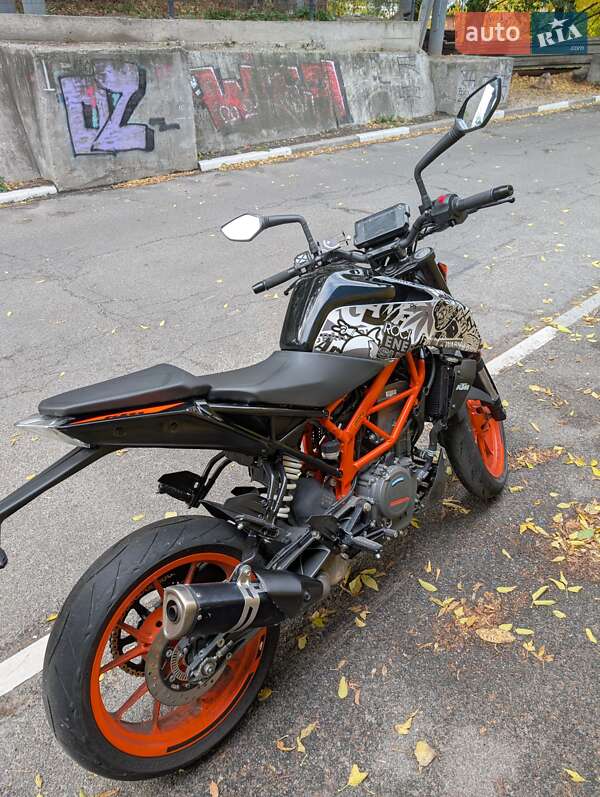 Мотоцикл Без обтекателей (Naked bike) KTM 390 Duke 2021 в Днепре