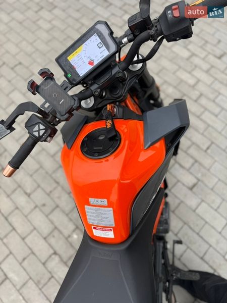 Мотоцикл Без обтекателей (Naked bike) KTM 390 Duke 2023 в Киеве