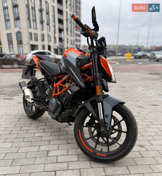 Мотоцикл Без обтекателей (Naked bike) KTM 390 Duke 2023 в Киеве