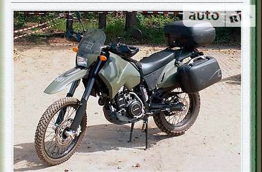 Мотоцикл Спорт-туризм KTM 400 LC4-E 2004 в Косове Мотоцикл Спорт-туризм KTM 400 LC4-E 2004 в Косове
