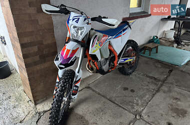 Мотоцикл Внедорожный (Enduro) KTM 450 2022 в Харькове