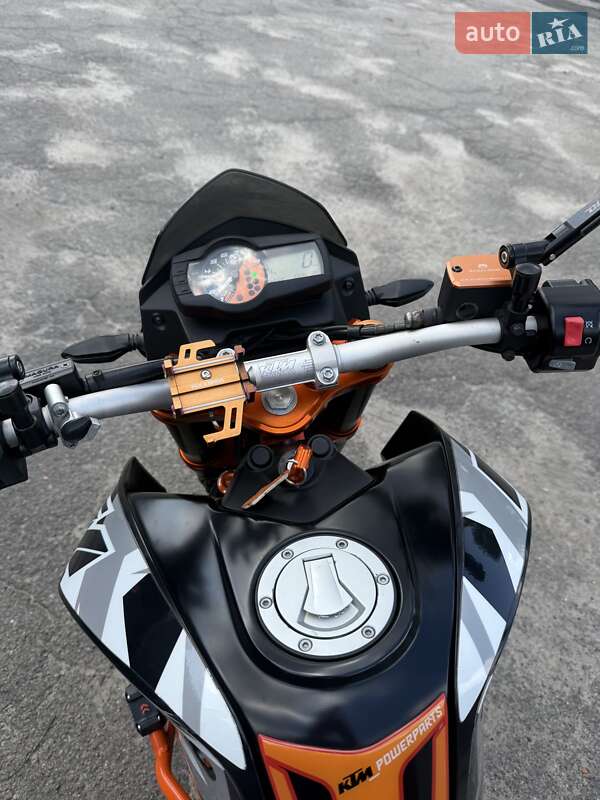 Мотоцикл Без обтекателей (Naked bike) KTM 690 Duke 2015 в Черкассах