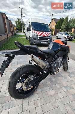 Мотоцикл Без обтекателей (Naked bike) KTM 890 Duke 2021 в 