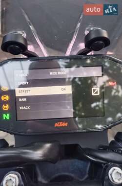 Мотоцикл Без обтекателей (Naked bike) KTM Duke 790 2018 в 