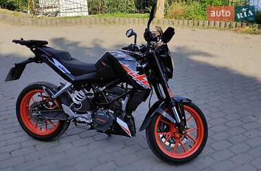 Мотоцикл Без обтекателей (Naked bike) KTM Duke 2021 в 