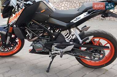 Мотоцикл Без обтекателей (Naked bike) KTM Duke 2021 в 