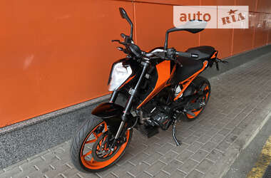 Мотоцикл Классик KTM Duke 2020 в Киеве