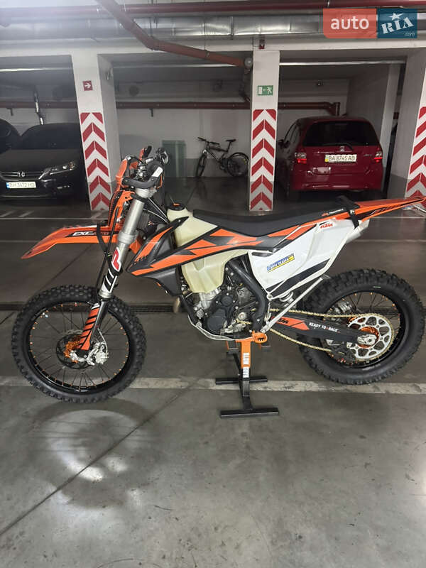 Мотоцикл Внедорожный (Enduro) KTM EXC 250 2018 в 
