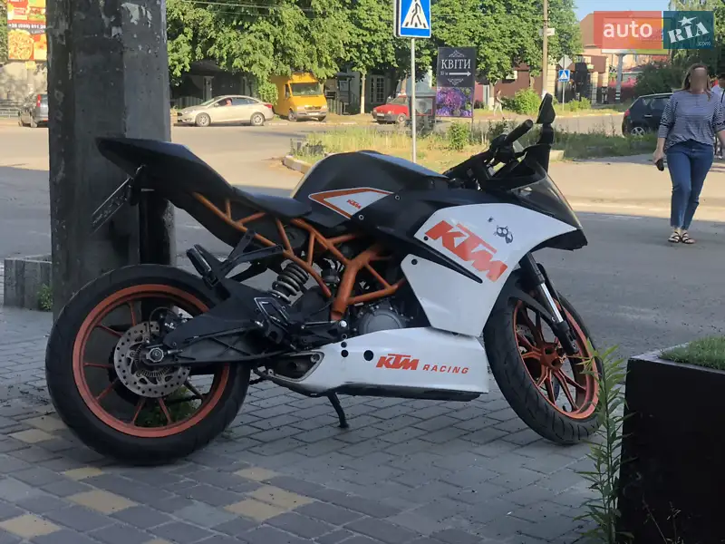 KTM RC 390 2014