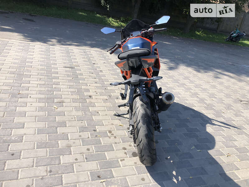 Спортбайк KTM RC 2022 в Пирятині
