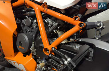 Спортбайк KTM RC 2015 в 