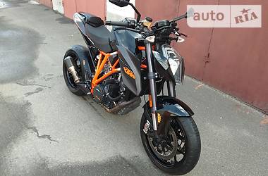 Мотоцикл Без обтекателей (Naked bike) KTM Super Duke 1290 2015 в Киеве