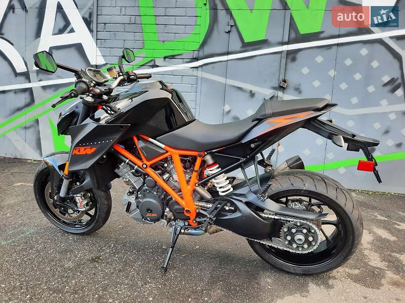 Мотоцикл Без обтекателей (Naked bike) KTM Super Duke 1290 2016 в Киеве