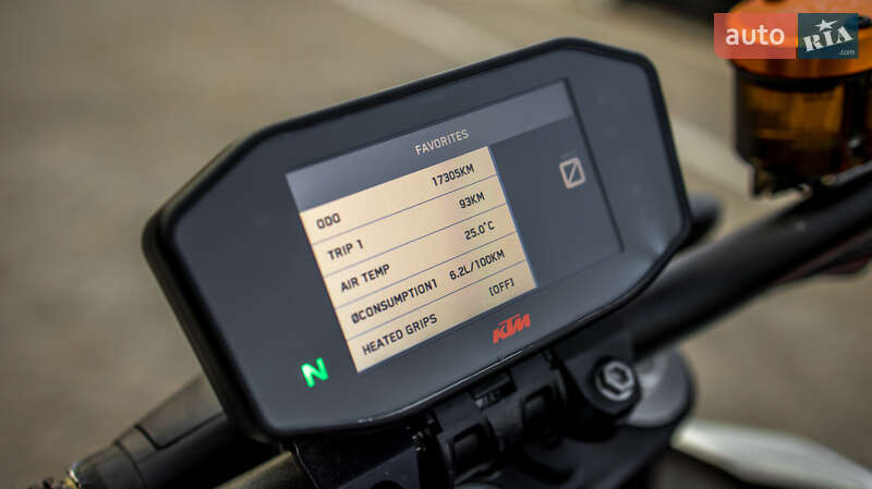 Мотоцикл Без обтекателей (Naked bike) KTM Super Duke 1290 2017 в Черновцах