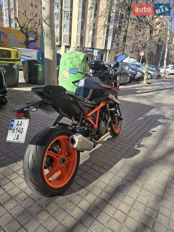 Мотоцикл Без обтекателей (Naked bike) KTM Super Duke 1290 2023 в Черноморске