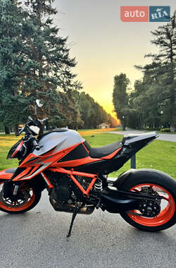 Мотоцикл Без обтекателей (Naked bike) KTM Super Duke 1290 2022 в Харькове