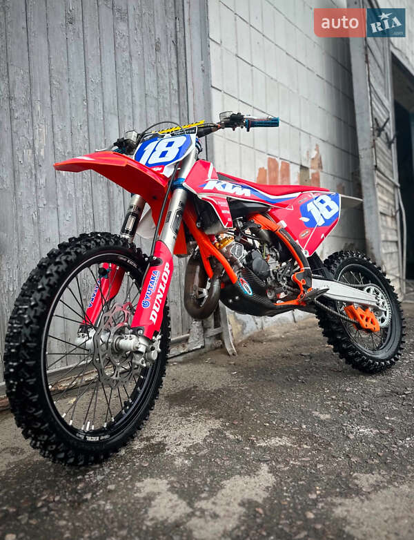 Мотоцикл Кросс KTM SX 85 2022 в Ровно фото Мотоцикл Кросс KTM SX 85 2022 в Ровно