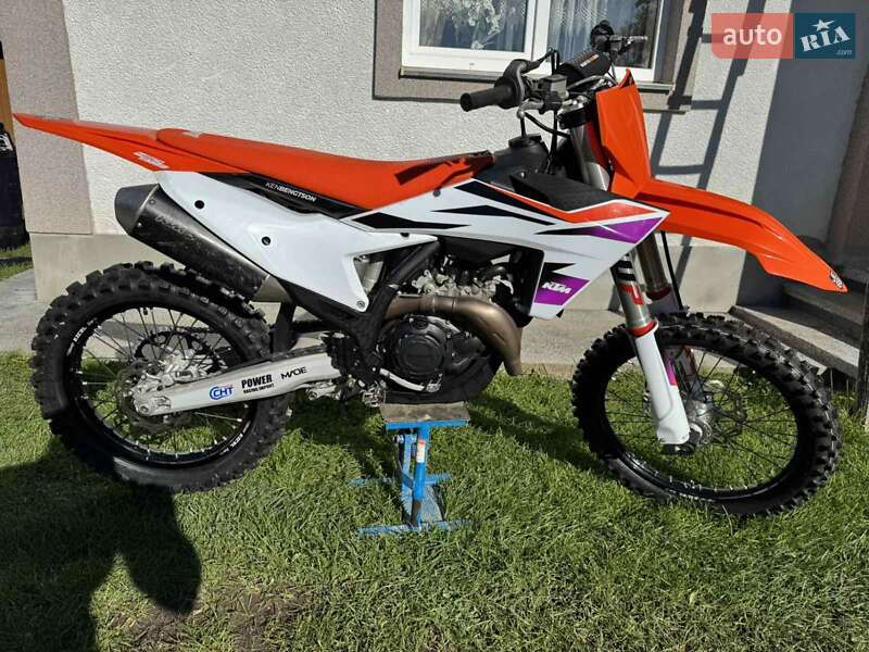 Мотоцикл Кросс KTM SX-F 450 2024 в Ивано-Франковске