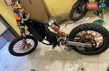 Мотоцикл Позашляховий (Enduro) KTM SX-F 2022 в 