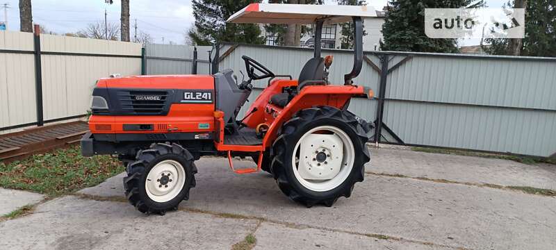 Трактор Kubota GL 2000 в 