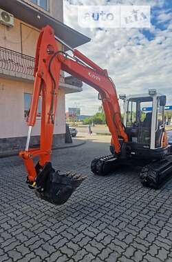 Міні-екскаватор Kubota KX 121-2 2005 в Чернівцях