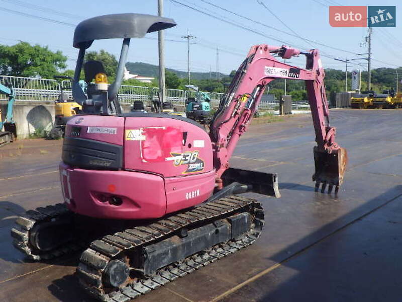 Гусеничний екскаватор Kubota U 2010 в Одесі